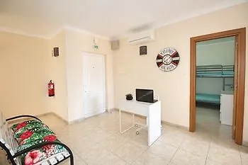 My Guest House - Hostel Portimao